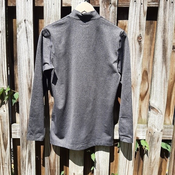 Reebok Play Warm Mock Neck Activewear Top Layer Grey Running Workout Size M - Picture 3 of 13